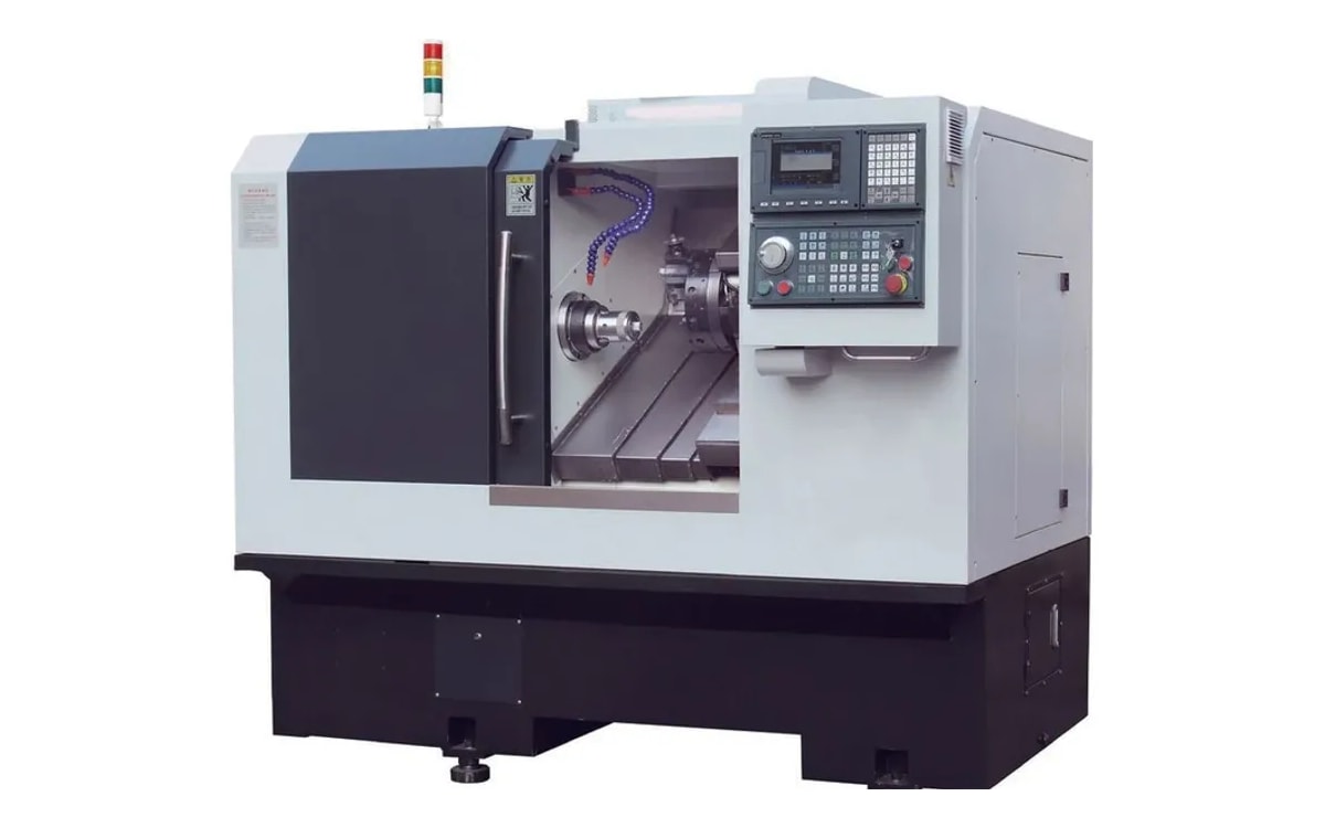 TCK52 - Versatile Slant Bed CNC Lathe with Enhanced Turning Diameter & Rigidity